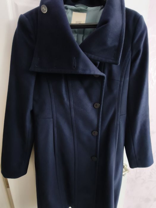 Елегантно тъмно синьо дамско палто р-р42 Bobo Zander