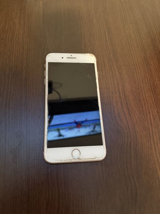 Iphone 8 plus pentru piese