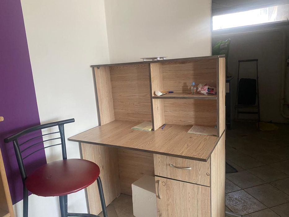 Продам стелажи срочно