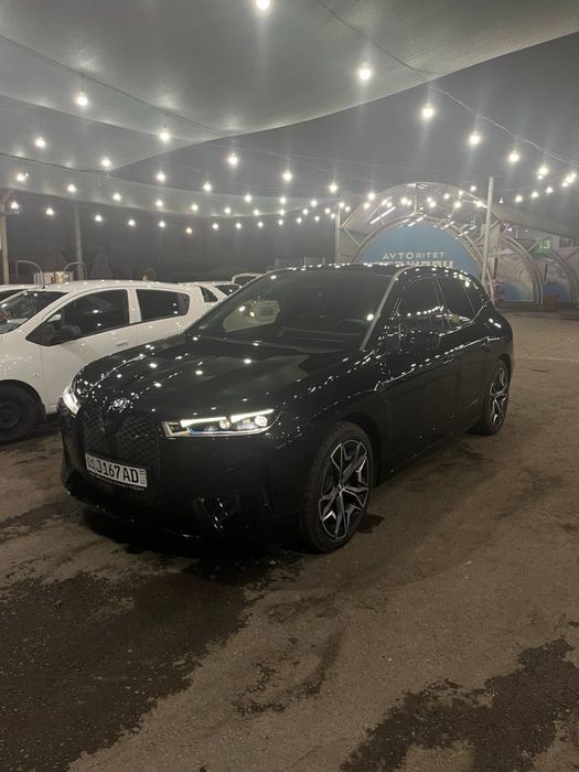 Sotiladi/Продам Bmw IX iDrive 40