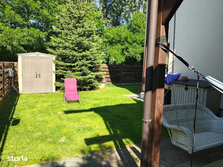 Casă tip duplex in zona linistita, acces usor catre oras