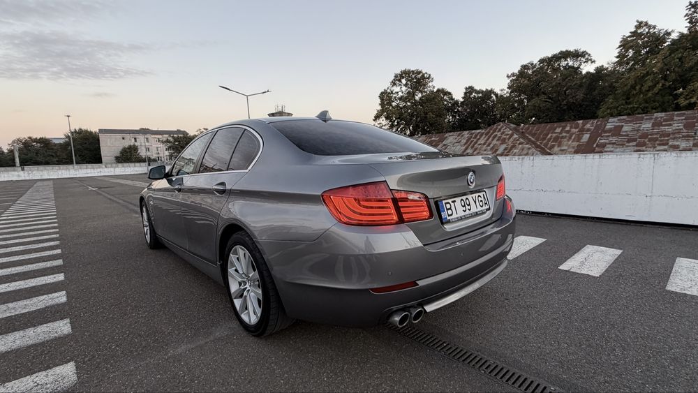 BMW SERIA 5 F10 520 D  Navi Mare/Cutie Automata /Variante