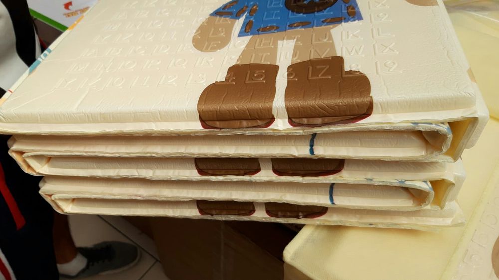 Salteluta pentru copii. 180x200x1 cm. Produse noi! Sigilate!