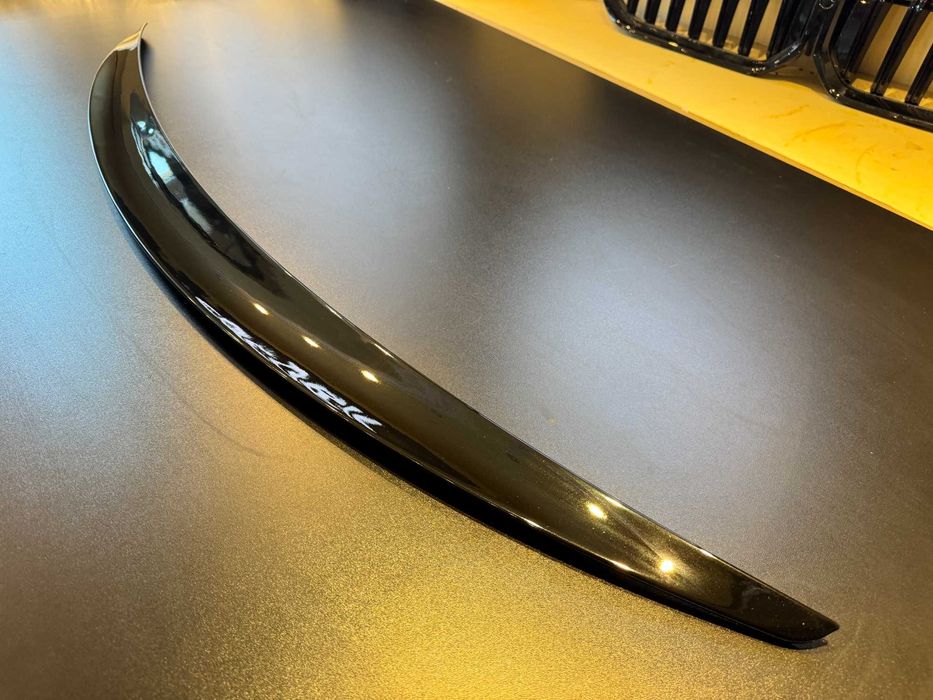 Eleron Portbagaj - Mercedes E Class W213 AMG Negru Lucios