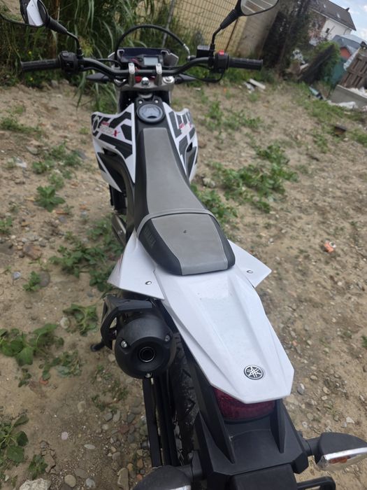 A1 16ani. YAMAHA Wr125 X 2015 Garantie. Motocicleta supermoto