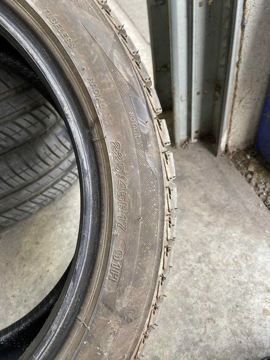 Гуми 225/45/17 (Летни Dayton и Зимни Dayton) + Стоманени джанти 17" 5х114.3 за Nissan/Honda