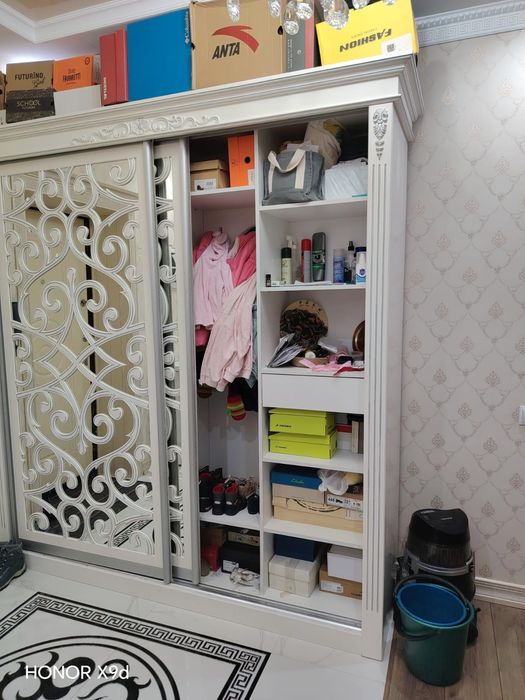 Продам шкаф купе