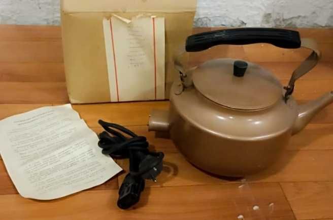 Продам новый советский электрочайник , производство СССР
