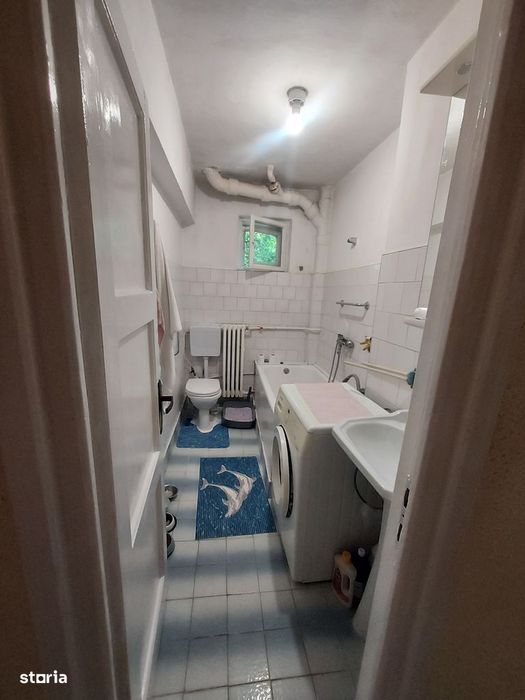 Centru - apartament cu 2 camere, etaj 2, boxa