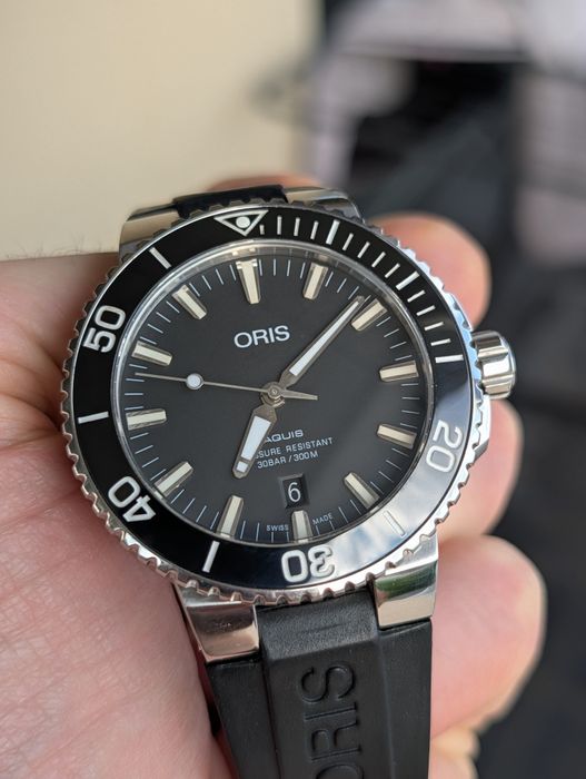 Oris Aquis 43.5 отличен + нова гумена каишка, профилактиран часовник