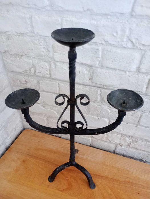 Стар свещник от ковано желязо 2 броя