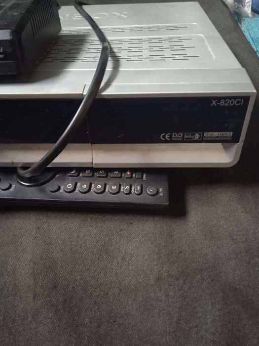 Продам ресиверы не дорого.