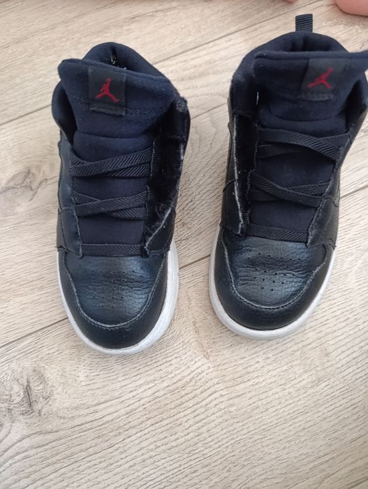 Adidasi Jordan/Nike 27