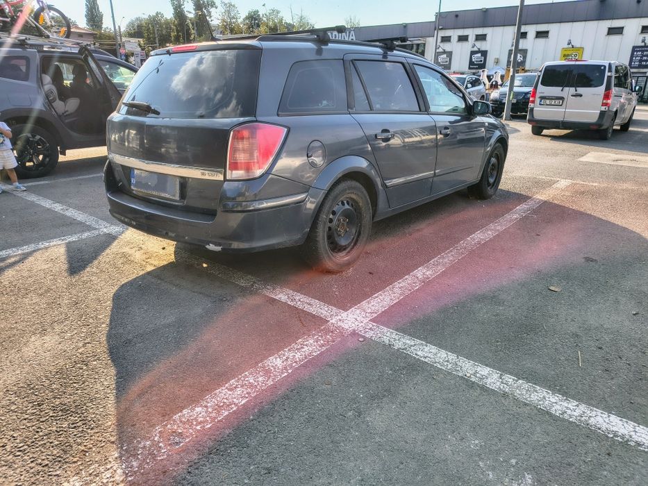 Opel Astra H(turbina defecta)