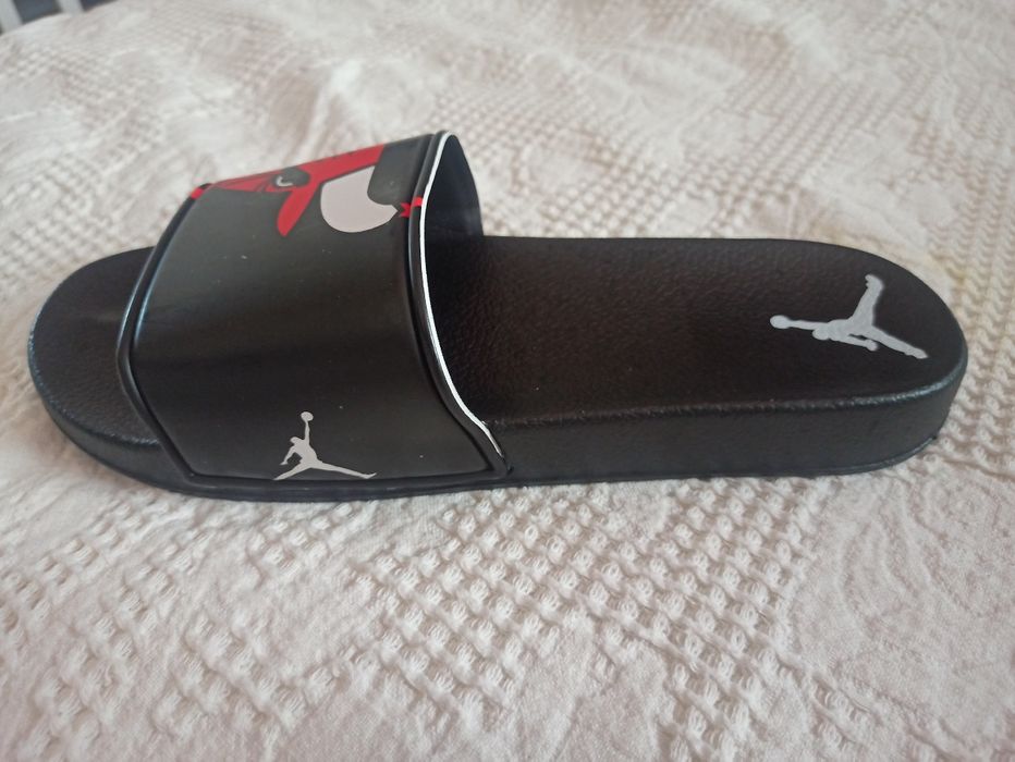 Мужской тапочка CHICAGO BULLS