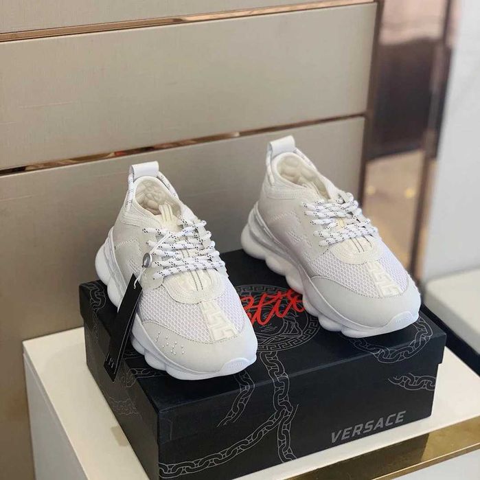 Versace Chain Reaction