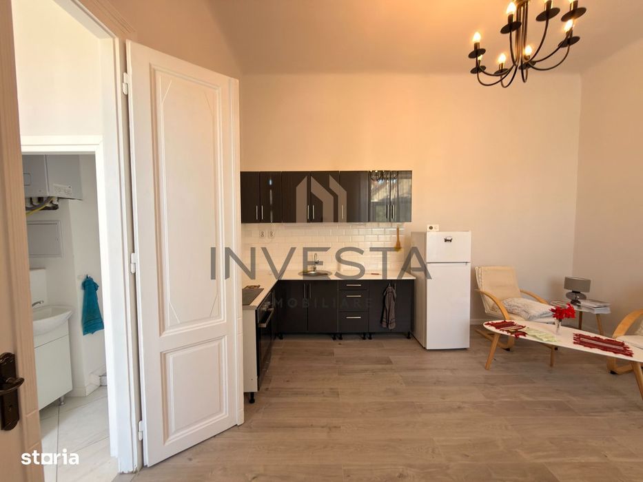 Apartament cu 3 camere si balcon, in Centru, langa Tribunal!