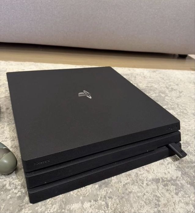 Sony Playstation 4 slim