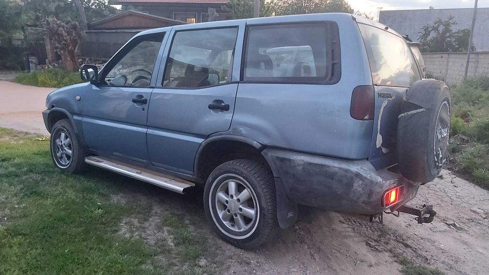 Нисан терано 2.4 и 2.7ТД на части