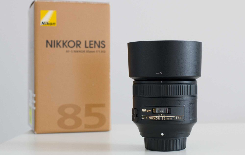 Obiectiv Nikon 85mm 1.8G ca nou, montura Nikon F