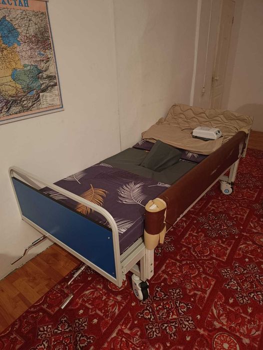 Медицинский кровать