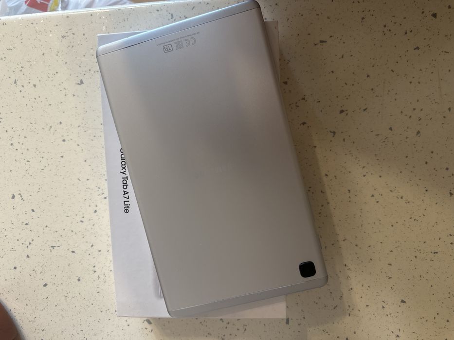 Продам планшет Samsung Galaxy tab A7 lite