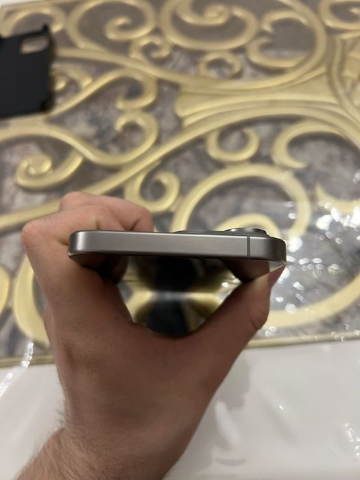 iphone 15po max 256