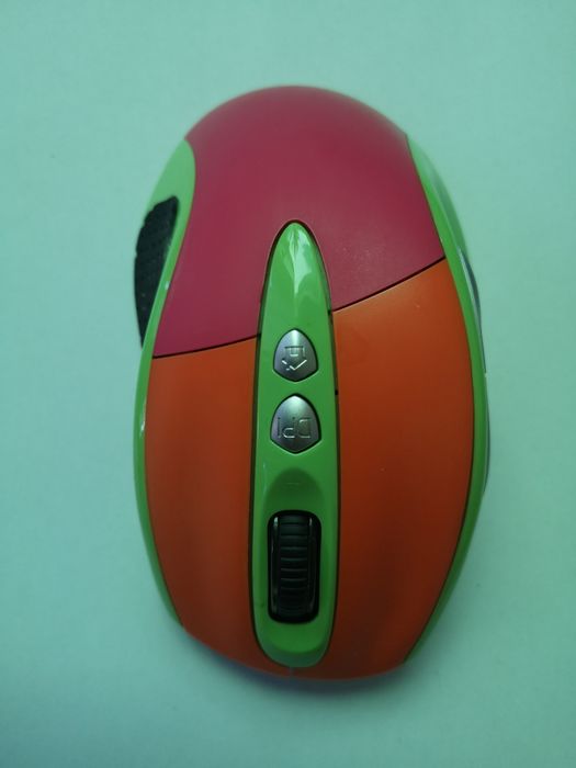 Mouse Hama wireless  7 butoane: right, left click, roata, dpi