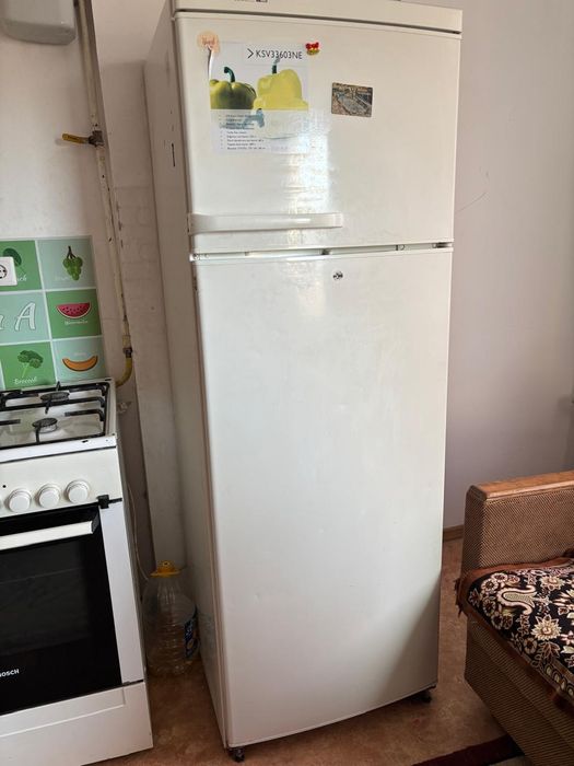 Продам холодильник