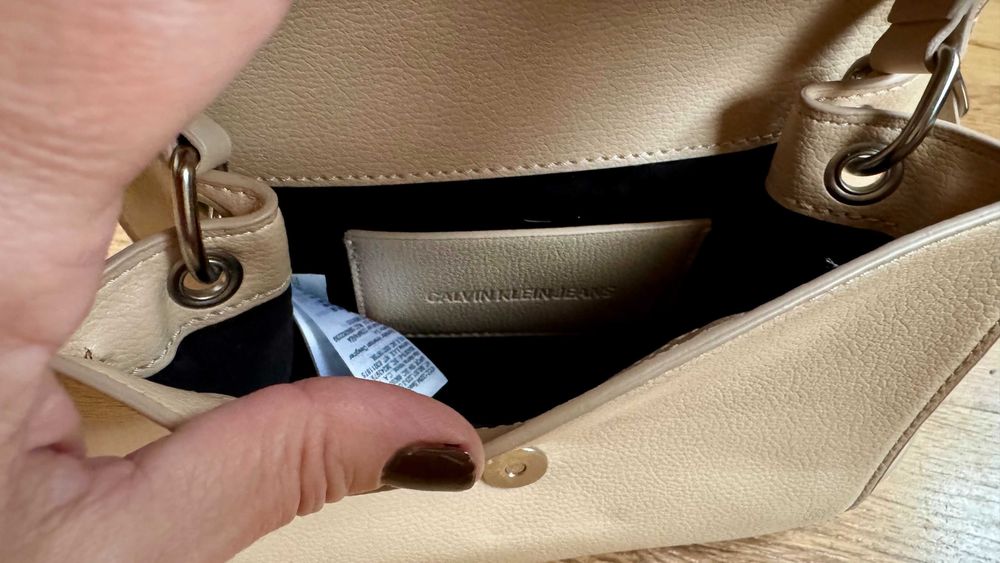 Дамска чанта Calvin Klein