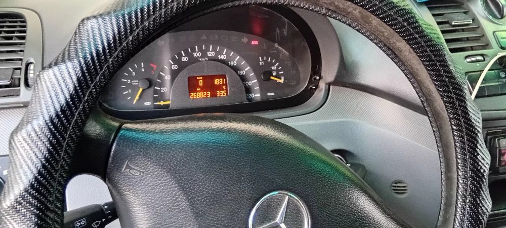 Мерсадес вито  холати идеальний краска тоза