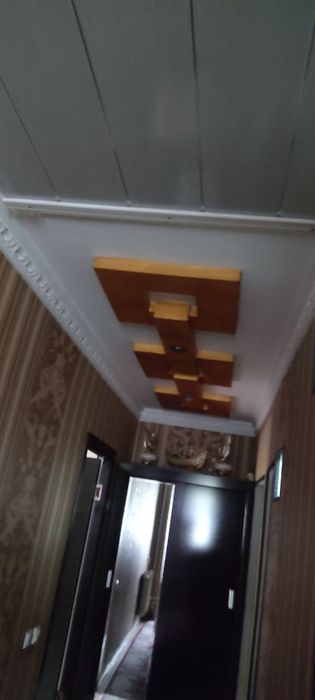 Uy sotiladi 1 xona 2 xona qilingan