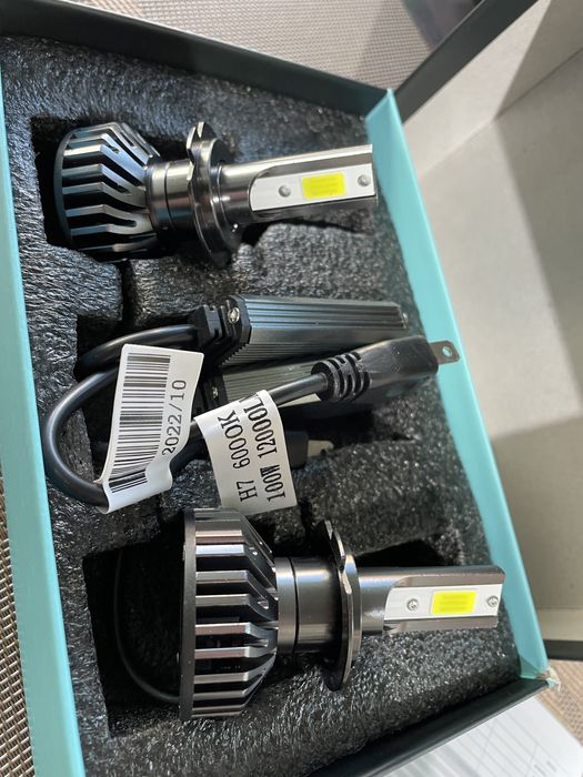 Becuri led H7 H1 H4 H11 -100lei Canbus D1S D2S D3S-250lei