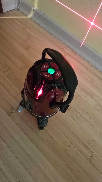 Nivelă Laser DECO