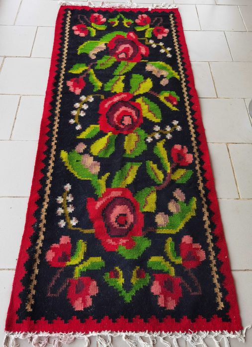 Covor traditional romanesc traversa tesuta manual la razboi