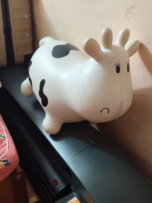 коровка прыгалка игрушка