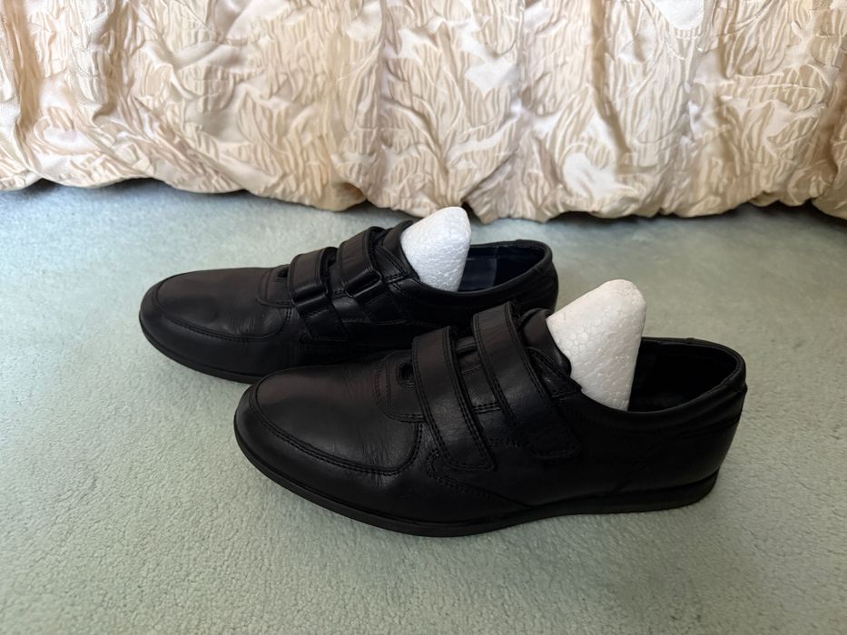 Кеды кожа р.39 продам