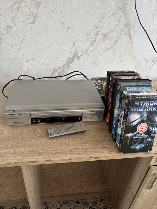 Продам видеомагнитофон