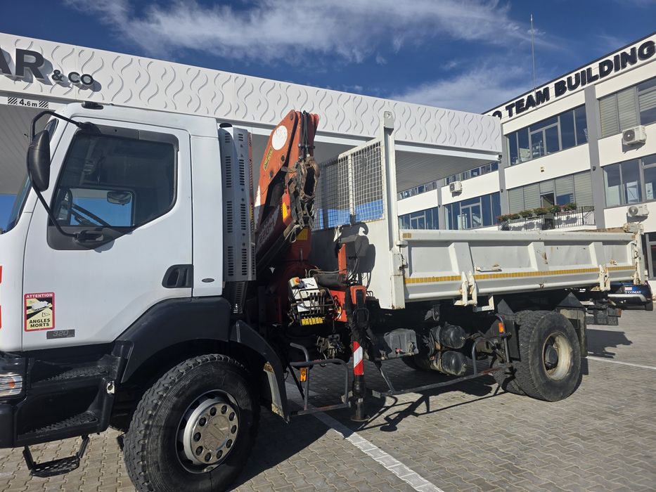 Vand sau schimb renault kerax 320 bascula cu macara  Variante cu atv sau bascula cu macara 10/12 t ofer diferenta daca ii nevoie