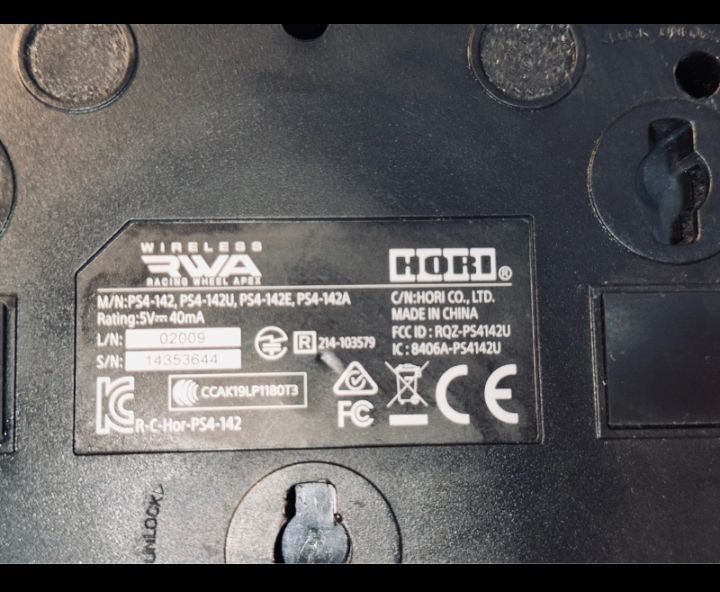 Volan cu Pedale Hori Apex Wireless Racing Wheel pentru Ps4 si Pc