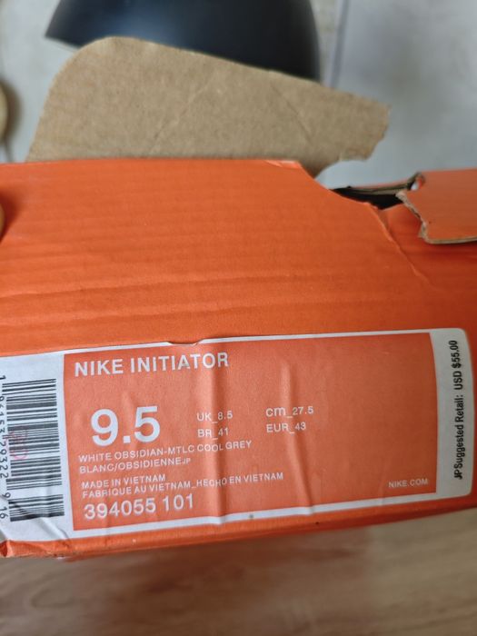 Кроссовки NIKE. ,новые