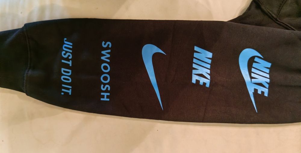 Hanorac cu glugă Nike