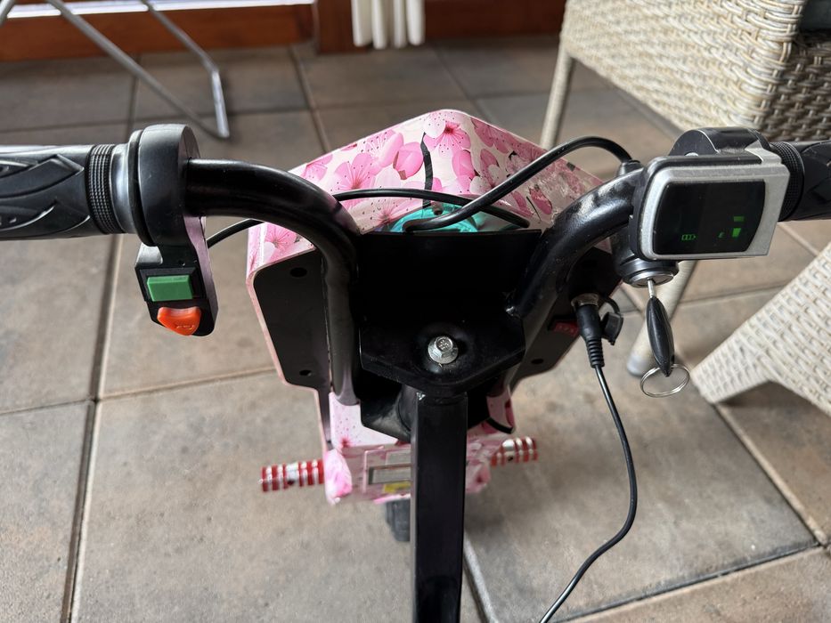 Tricicleta / trotineta electrica drifter myria my7052pk