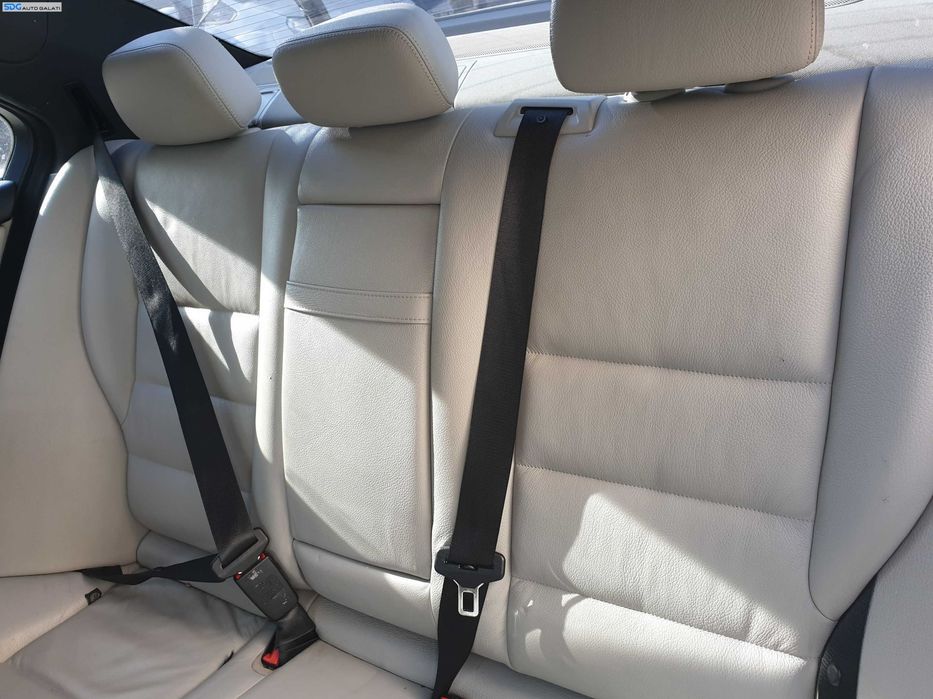 Interior Piele Alba Scaun Scaune Cu Incalzire si Bancheta cu Spatar Mercedes Clasa C Class W204 Sedan Berlina 2007 - 2014 [Q0086]