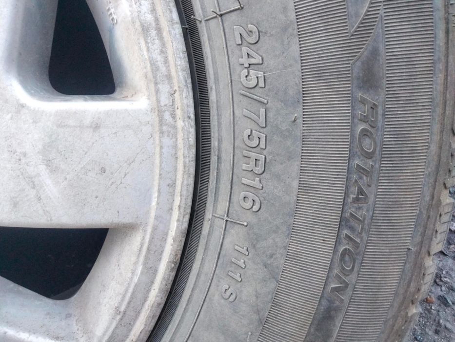 Продам резину с дисками