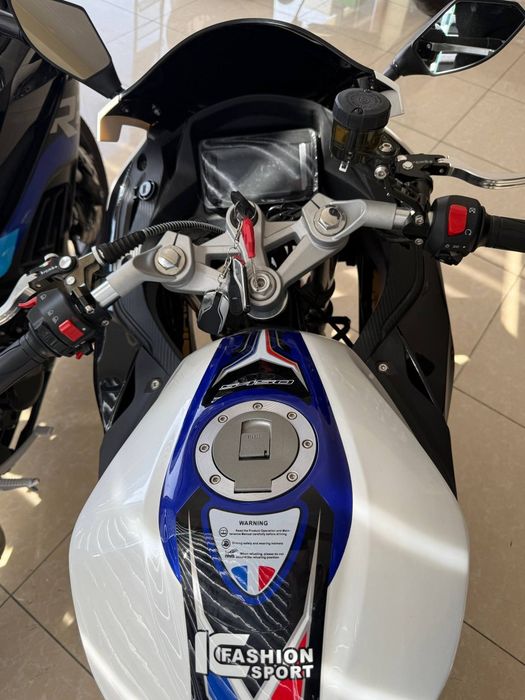 Мотоцикл BMW 400