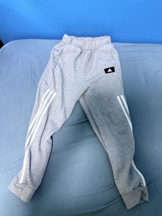 Дрехи на dsquared2, adidas и boss