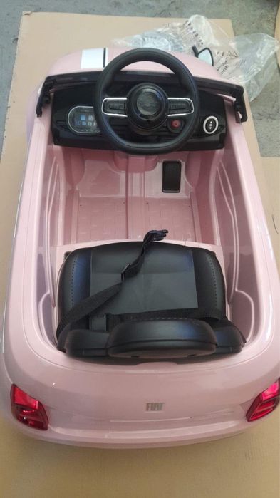 Masina electrica fetite Fiat punto 500