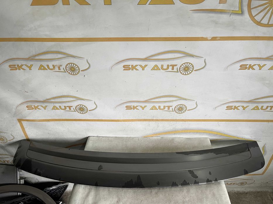 Ornament / grila capota fata Range Rover Vogue 2013 cod CK52-16C628-AF