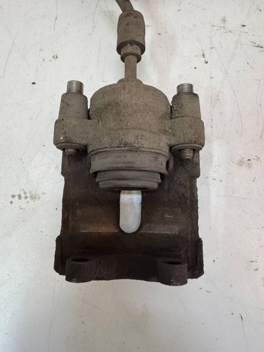 Etrier etrier față spate BMW Seria 3 E90 E91 2.0 M47 150 CP